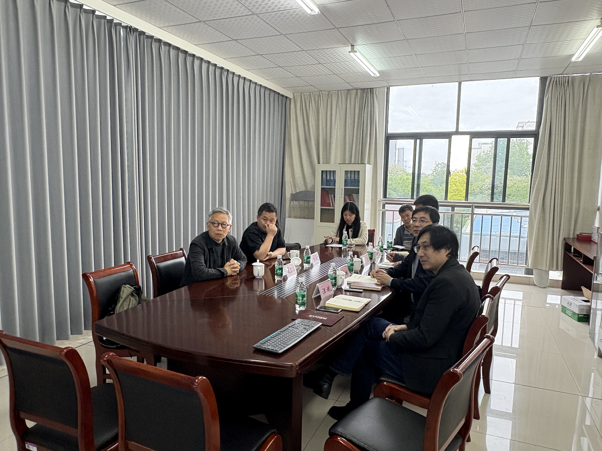【教育思想观念大讨论】湖南大学魏春雨教授莅临我院指导建筑学专业评估工作